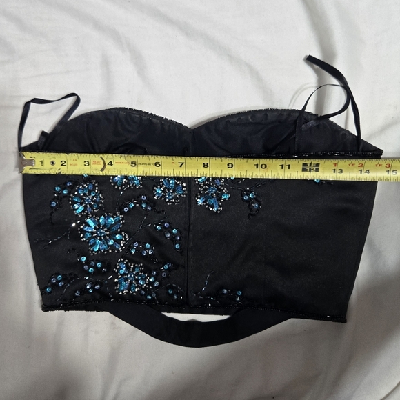 Jovani 2 Piece Corset And Skirt Set Black Withe Beaded And Sequins Detail Sz 2 - Picture 13 of 16